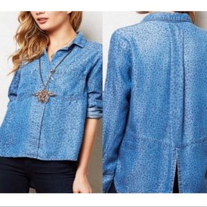 Cloth & Stone Leopard Print Chambray Top